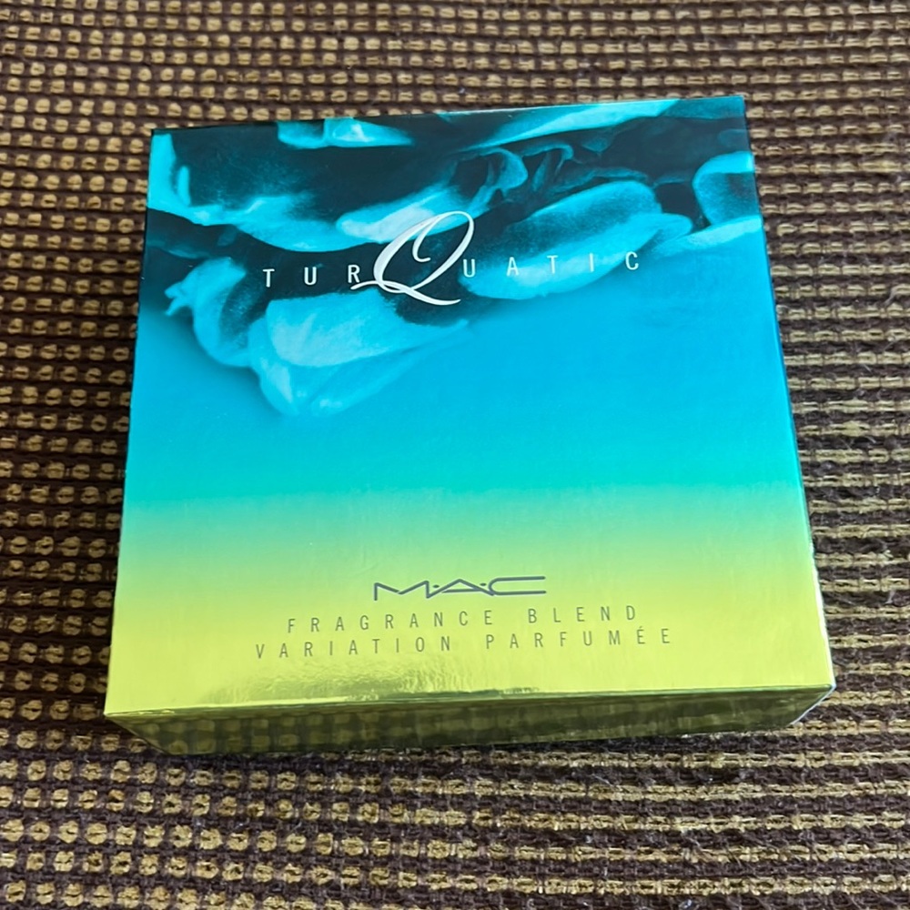 MAC Turquatic Perfume Set
